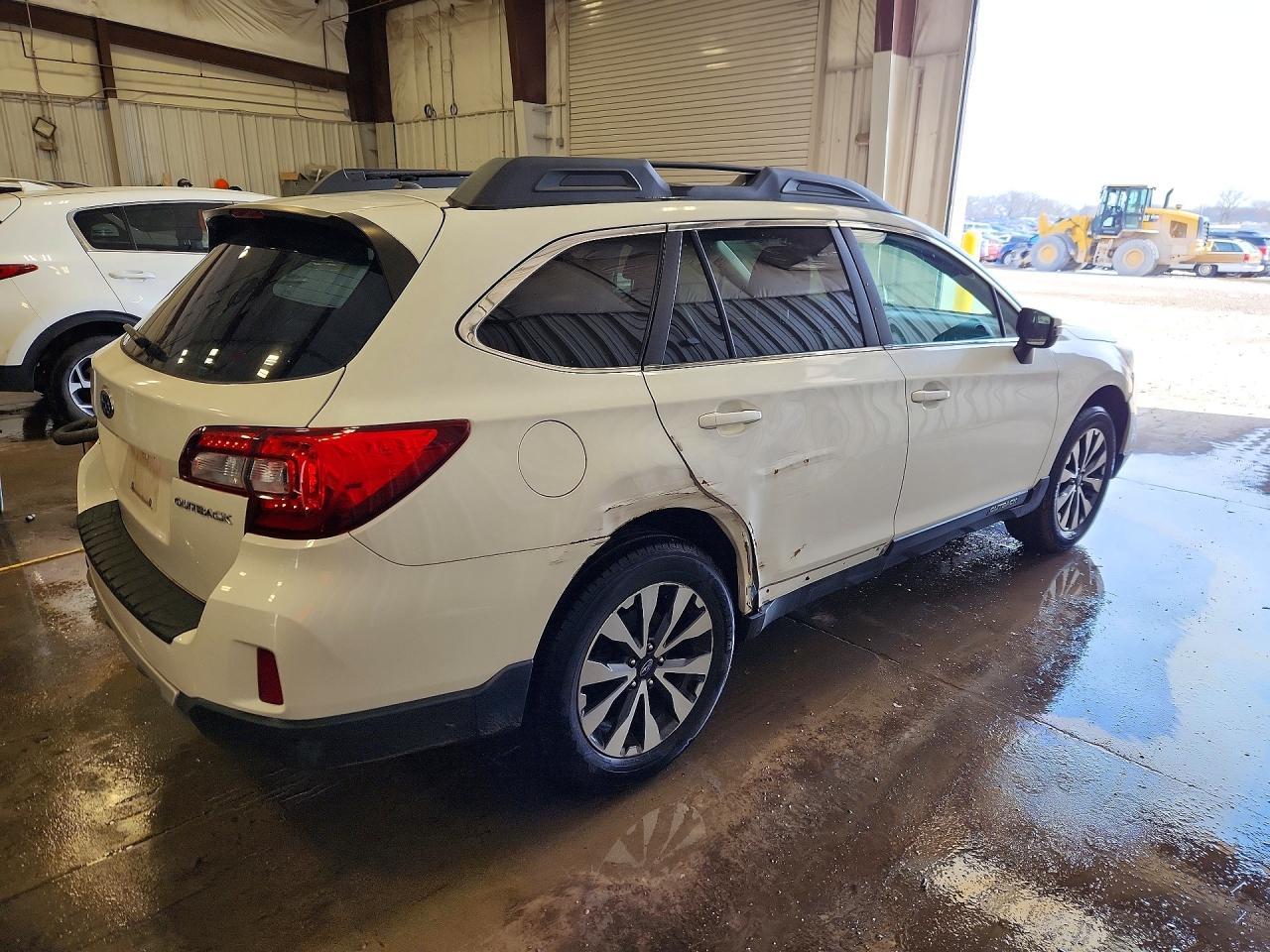2015 Subaru Outback 2.5I Limited - Фото 3