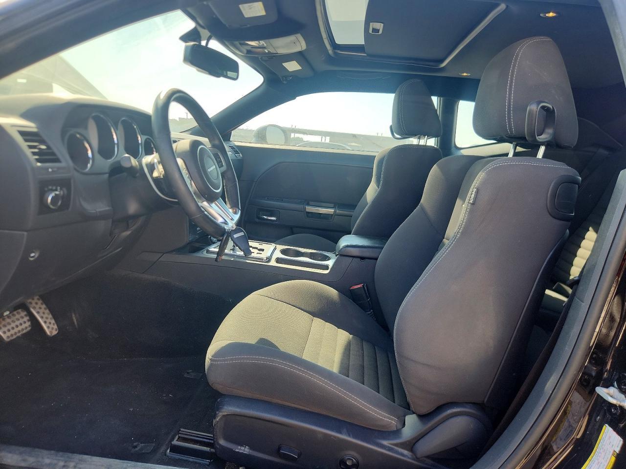 2013 Dodge Challenger Srt8 Core - Image 7