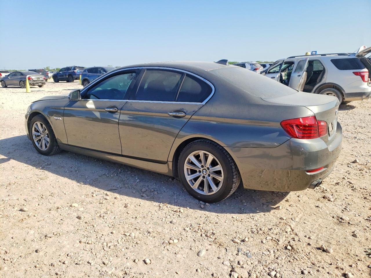 2014 BMW 528 I - Фото 2