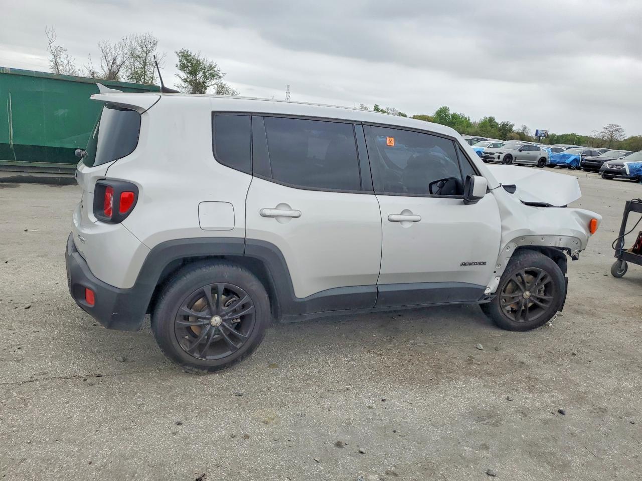 2018 Jeep Renegade Latitude - Фото 3