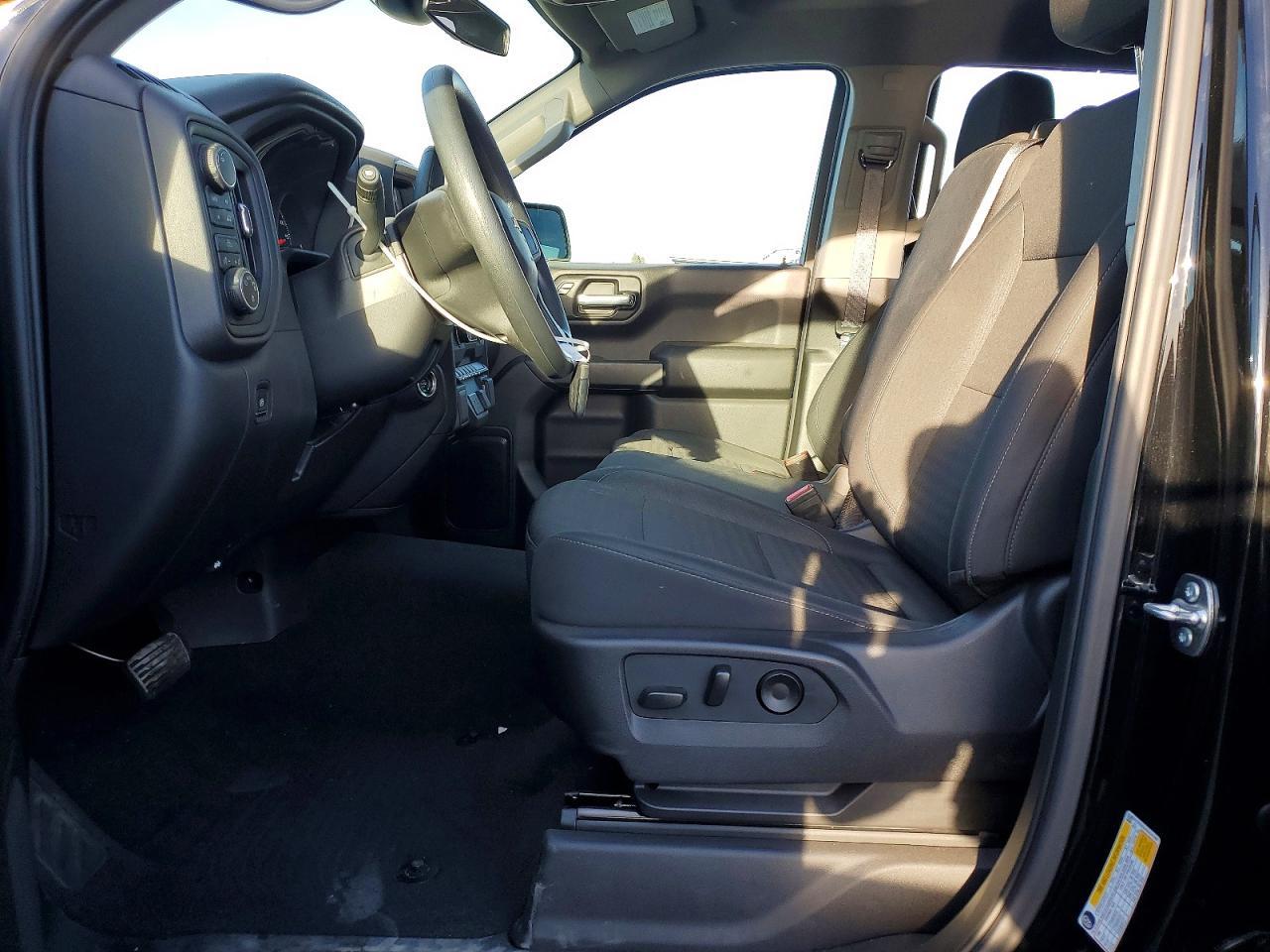 2025 Chevrolet Silverado K1500 Custom - Фото 7