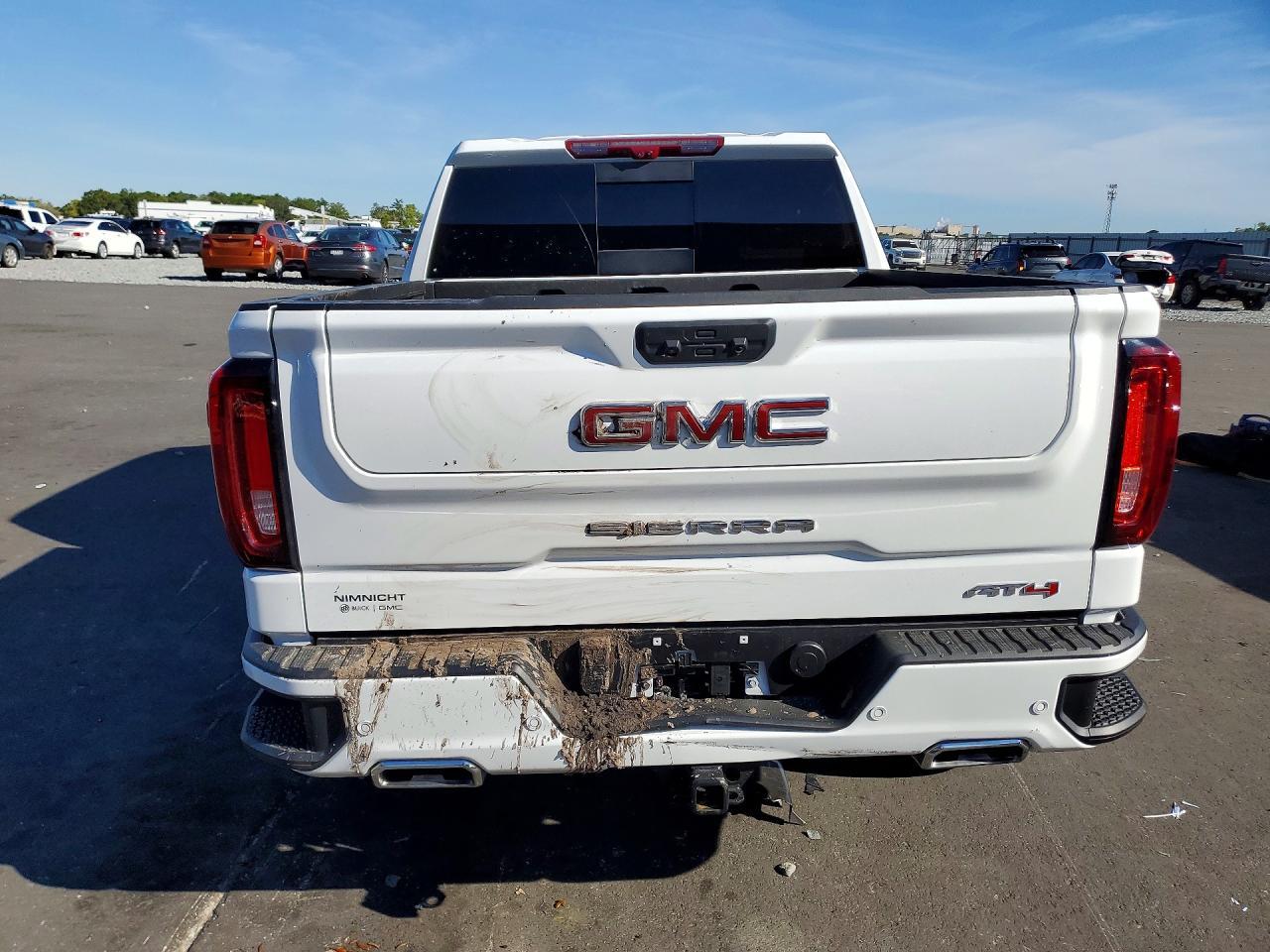 2026 GMC Sierra K1500 At4 - Image 6