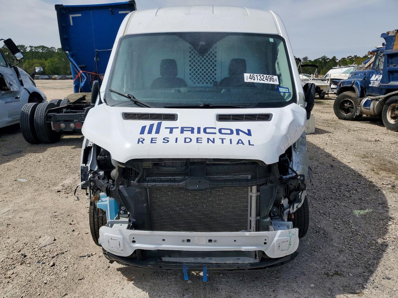 2024 Ford Transit 250 Utility / Service Van - Фото 5