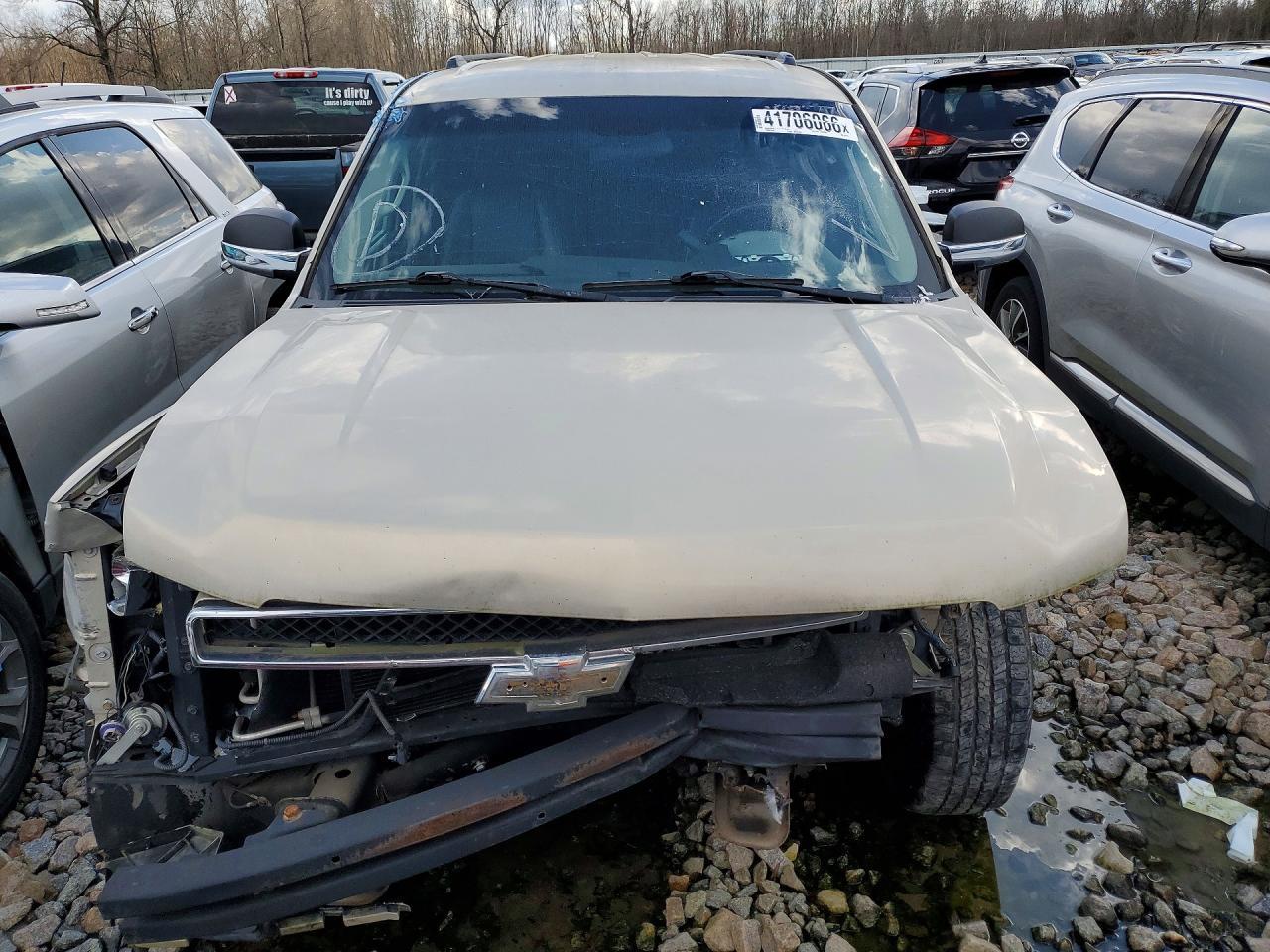 2010 Chevrolet Suburban C1500 Ls - Фото 5