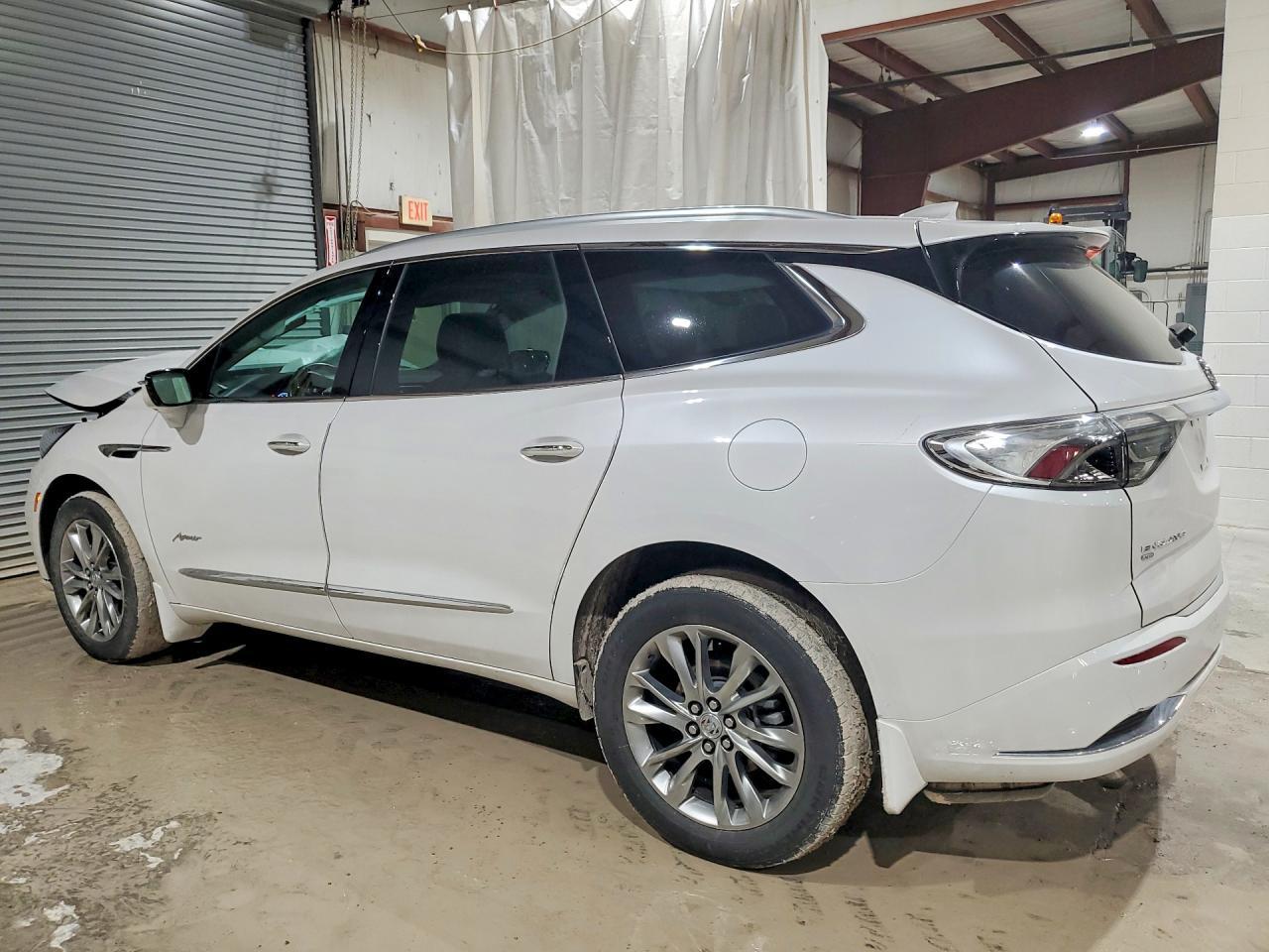 2023 Buick Enclave Avenir - Фото 2