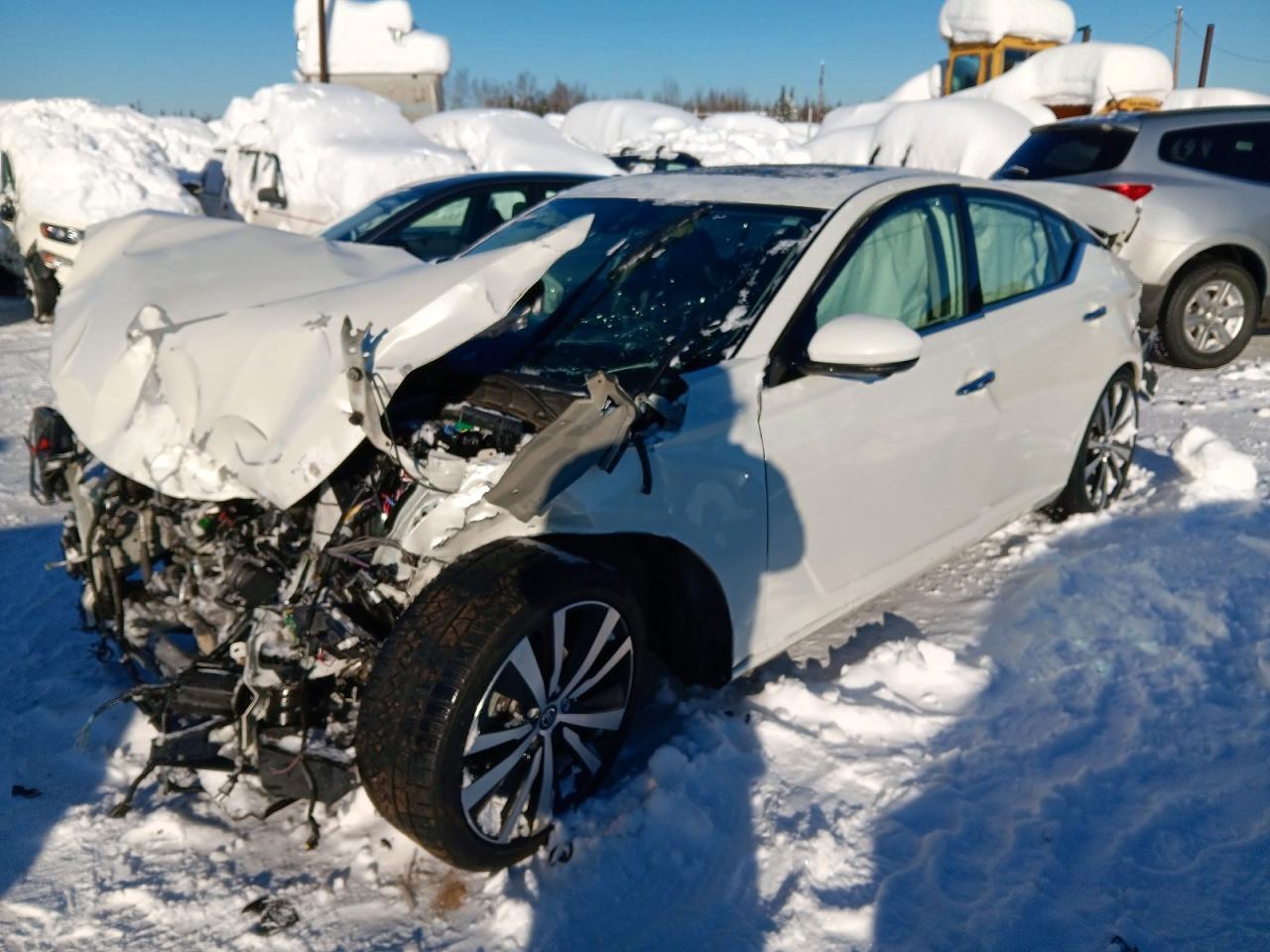 2020 Niss Altima Platinum