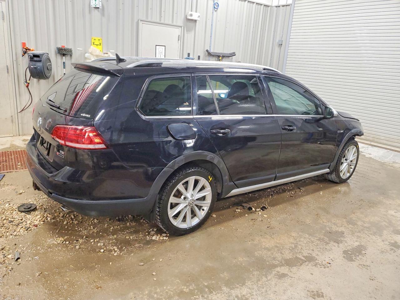 2018 Volkswagen Golf Alltrack S - Фото 3