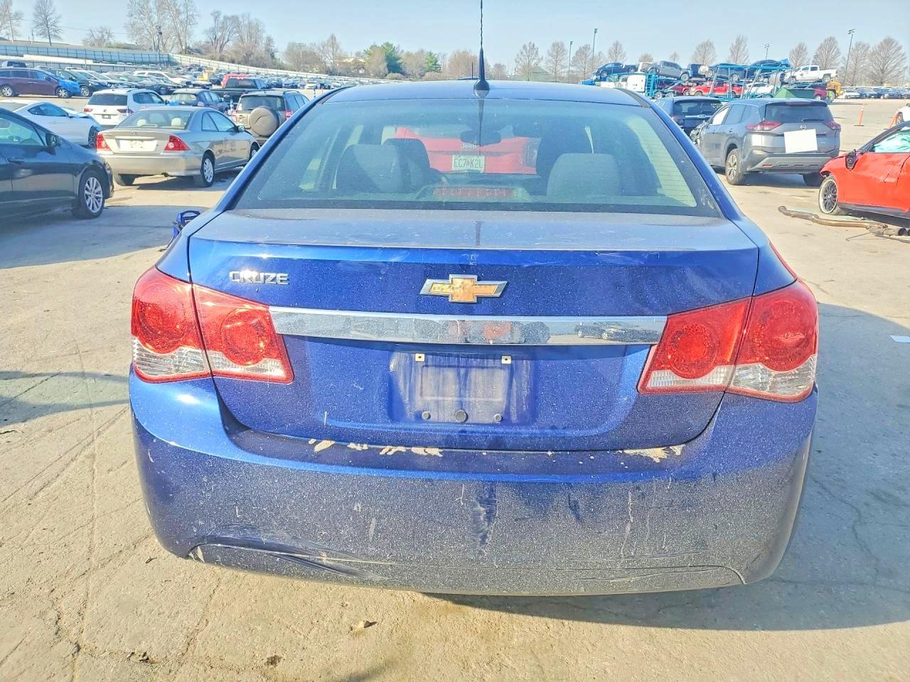 2012 Chevrolet Cruze Ls - Фото 6