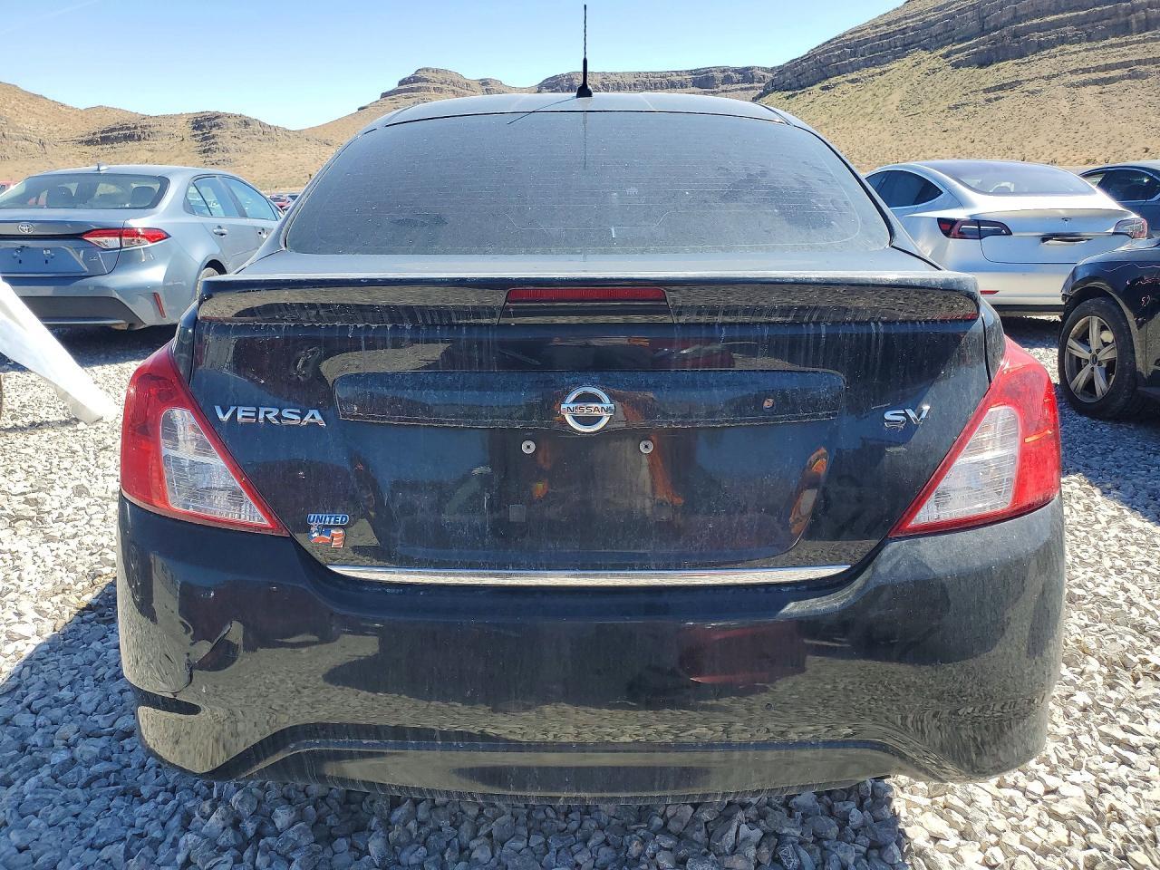 2017 Nissan Versa 1.6 Sv - Image 6