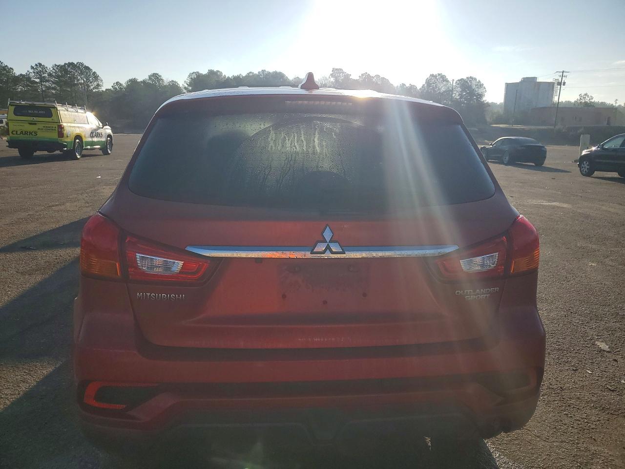 2019 Mitsubishi Outlander Sport Es - Image 6