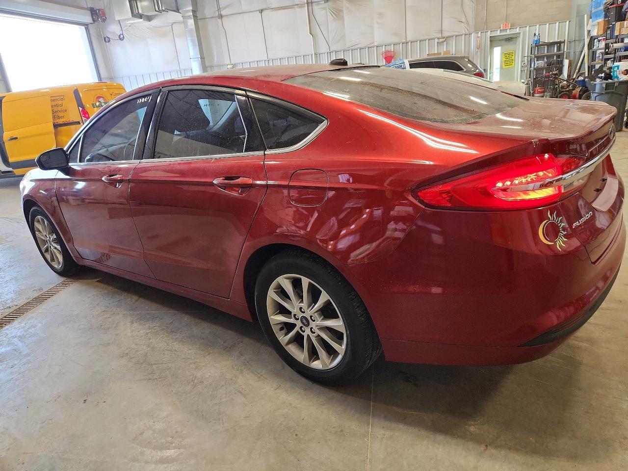 2017 Ford Fusion Se - Фото 2