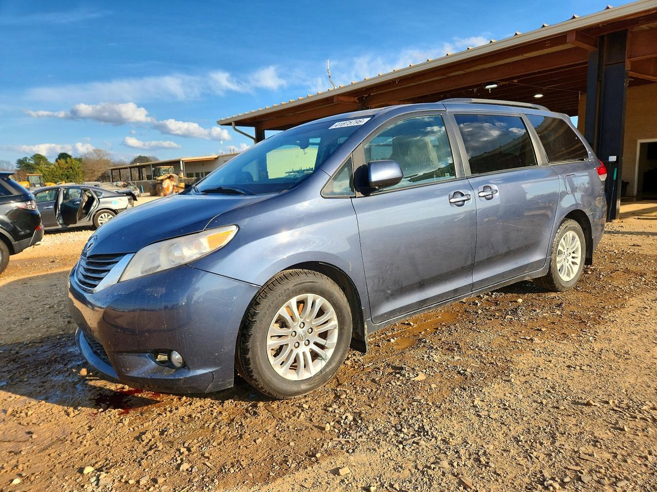 2014 Toyota Sienna Xle 8-Passenger