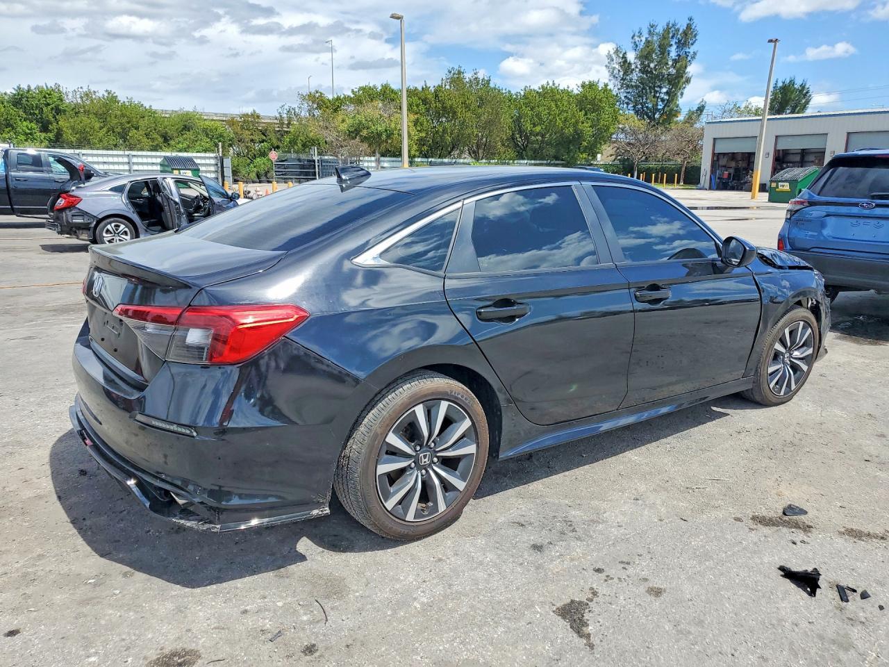 2024 Honda Civic Ex - Image 3