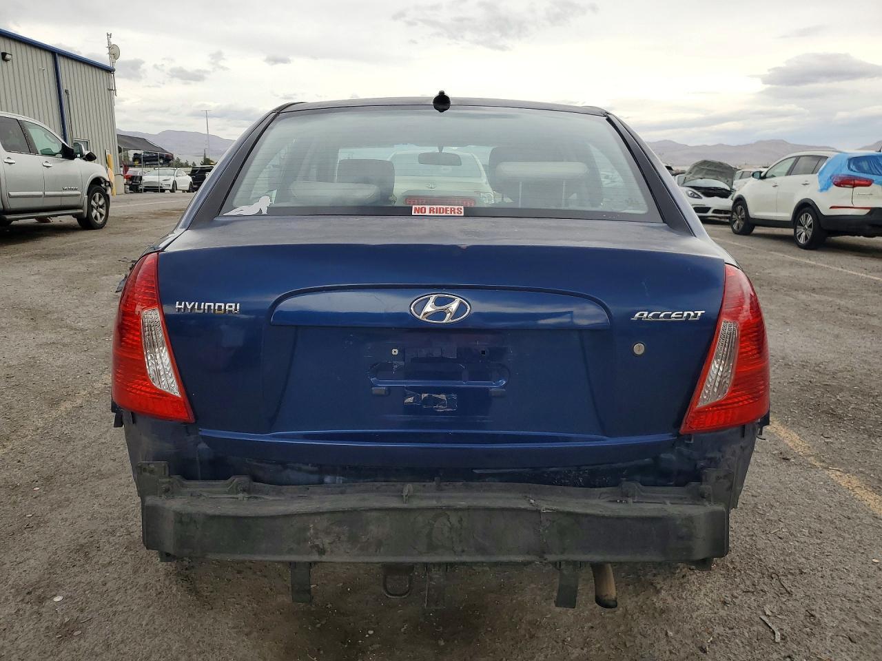 2010 Hyundai Accent Gls - Фото 6