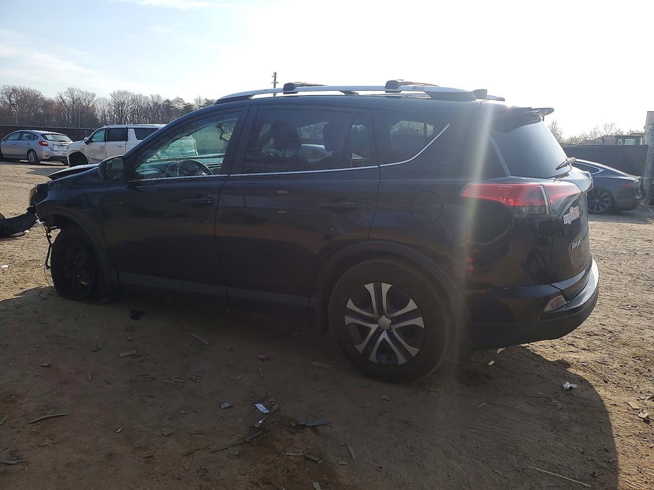 2016 Toyota Rav4 Le - Image 2