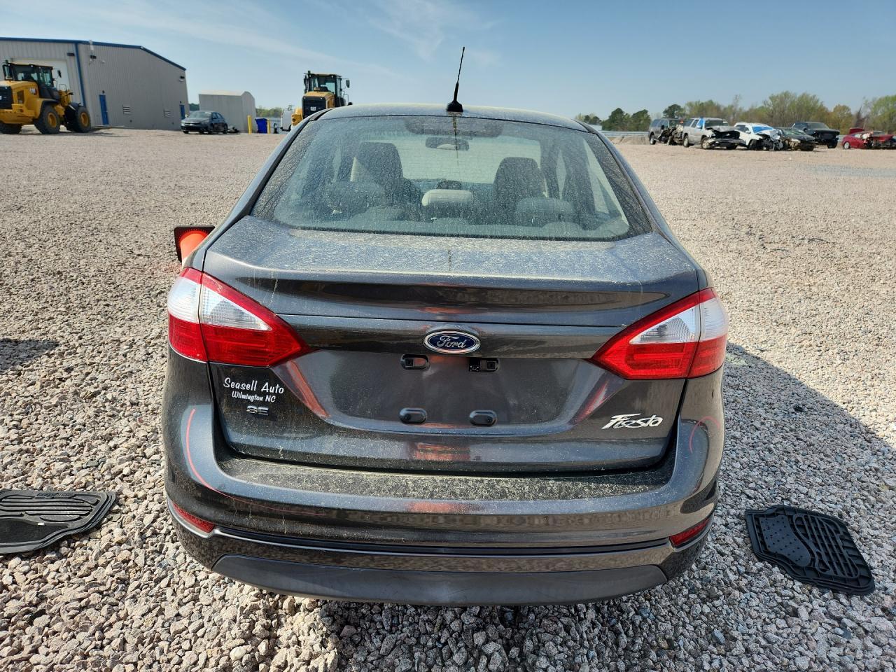 2015 Ford Fiesta Se - Image 6