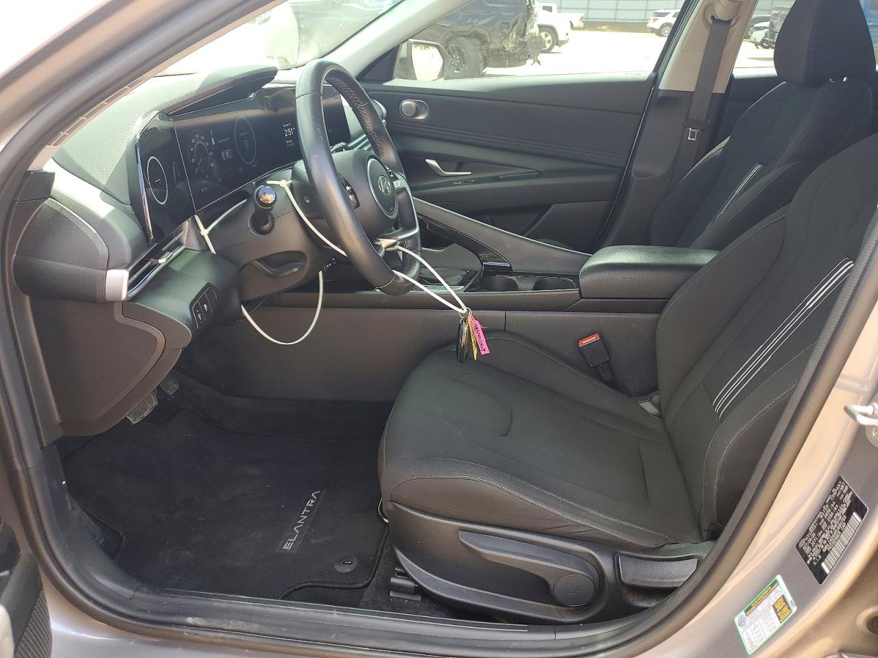 2024 Hyundai Elantra Sel - Image 7