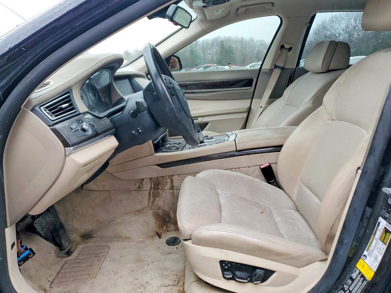 2010 BMW 750 Li xDrive - Image 7