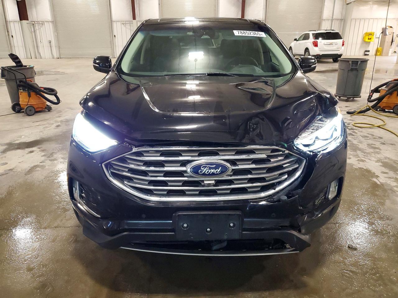 2019 Ford Edge Titanium - Фото 5
