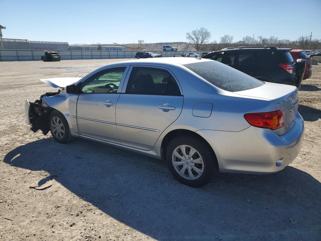 2010 Toyota Corolla Le - Фото 2