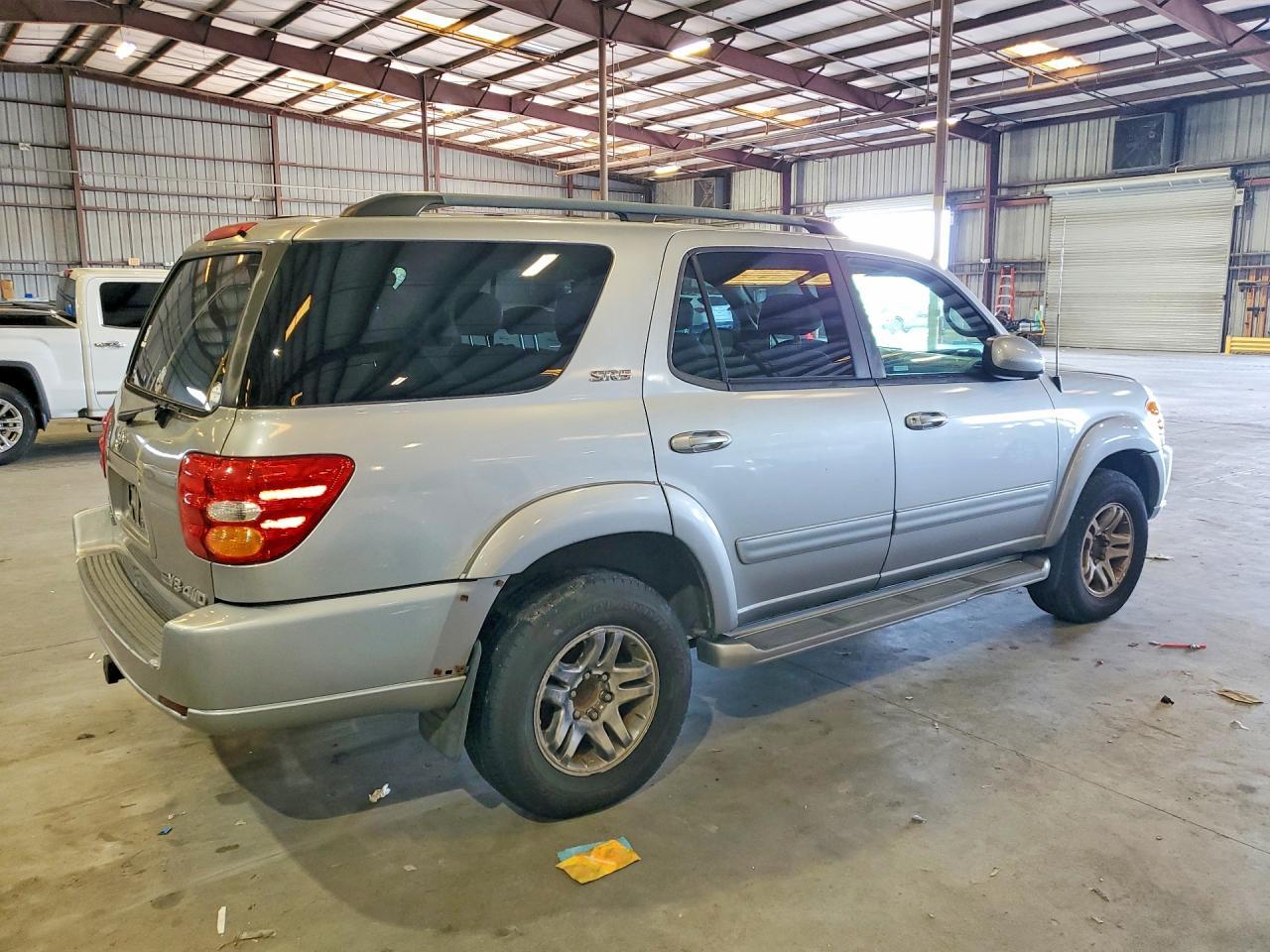 2003 Toyota Sequoia Sr5 - Image 3