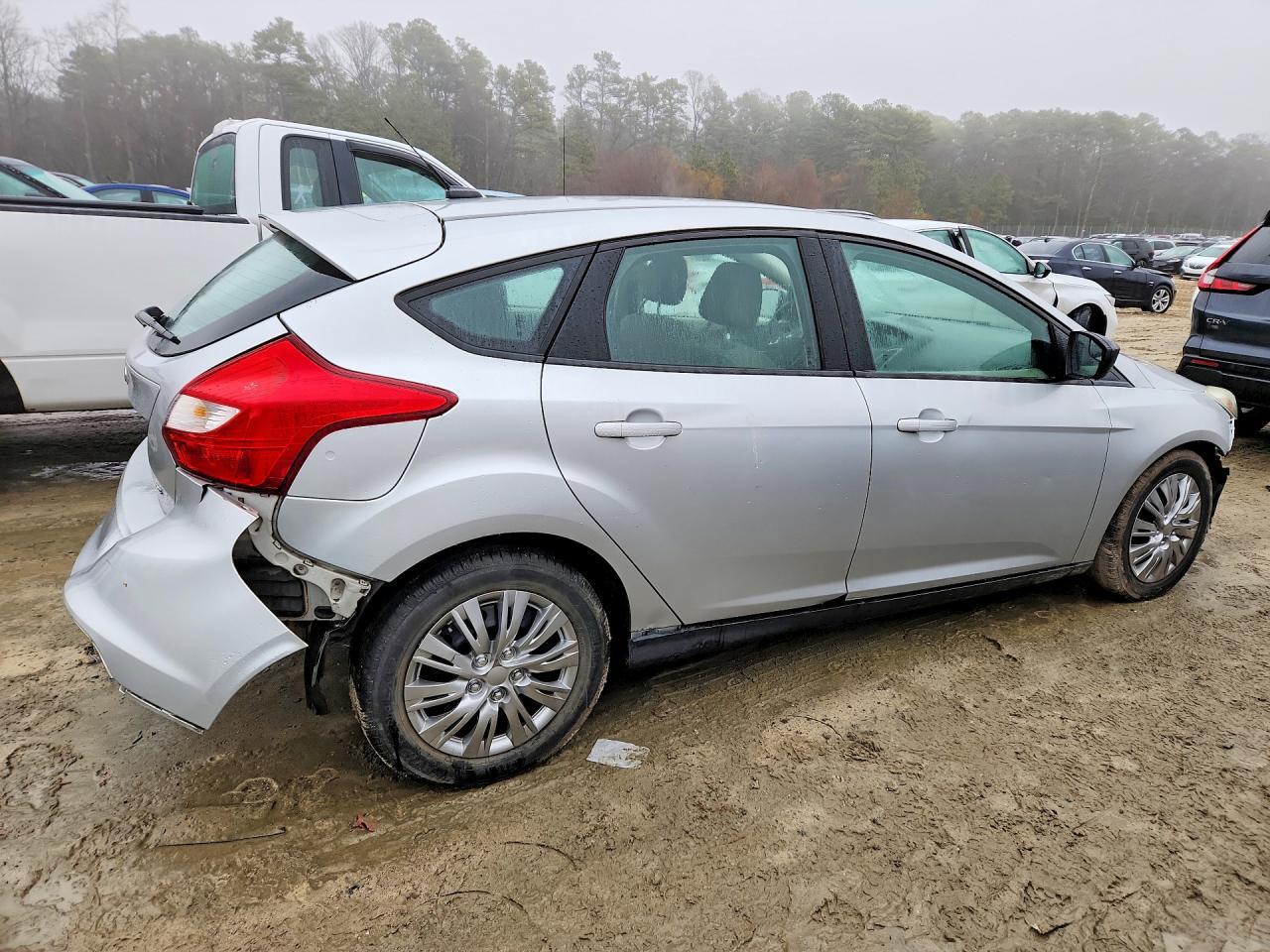 2012 Ford Focus Se - Фото 3