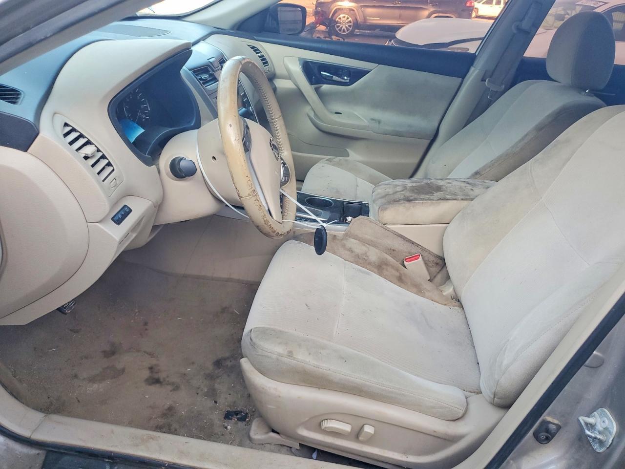 2013 Nissan Altima 2.5 - Image 7