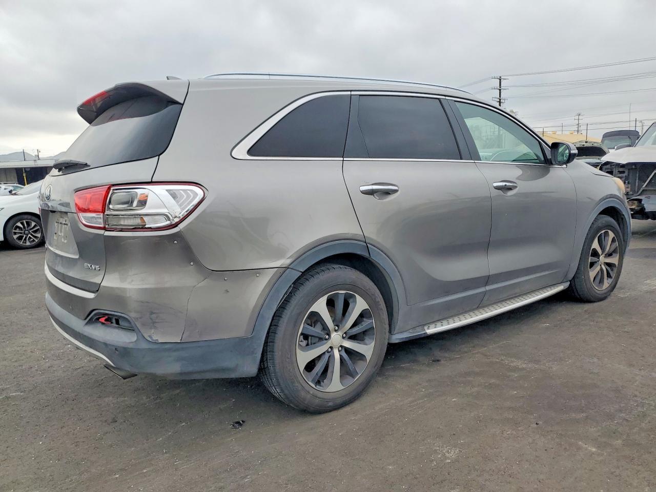 2016 Kia Sorento Ex V6 - Image 3