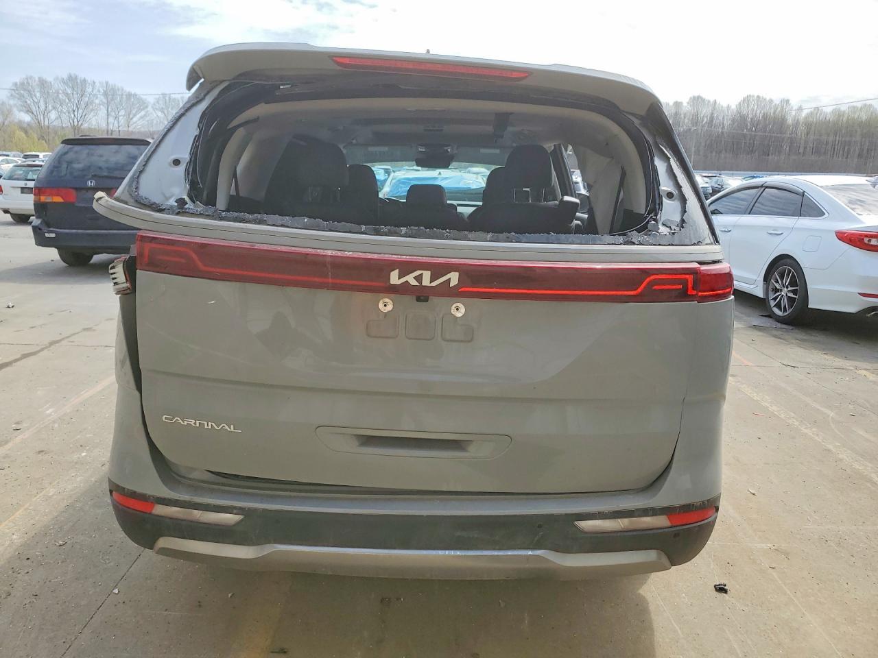 2024 Kia Carnival Sx Prestige - Фото 6