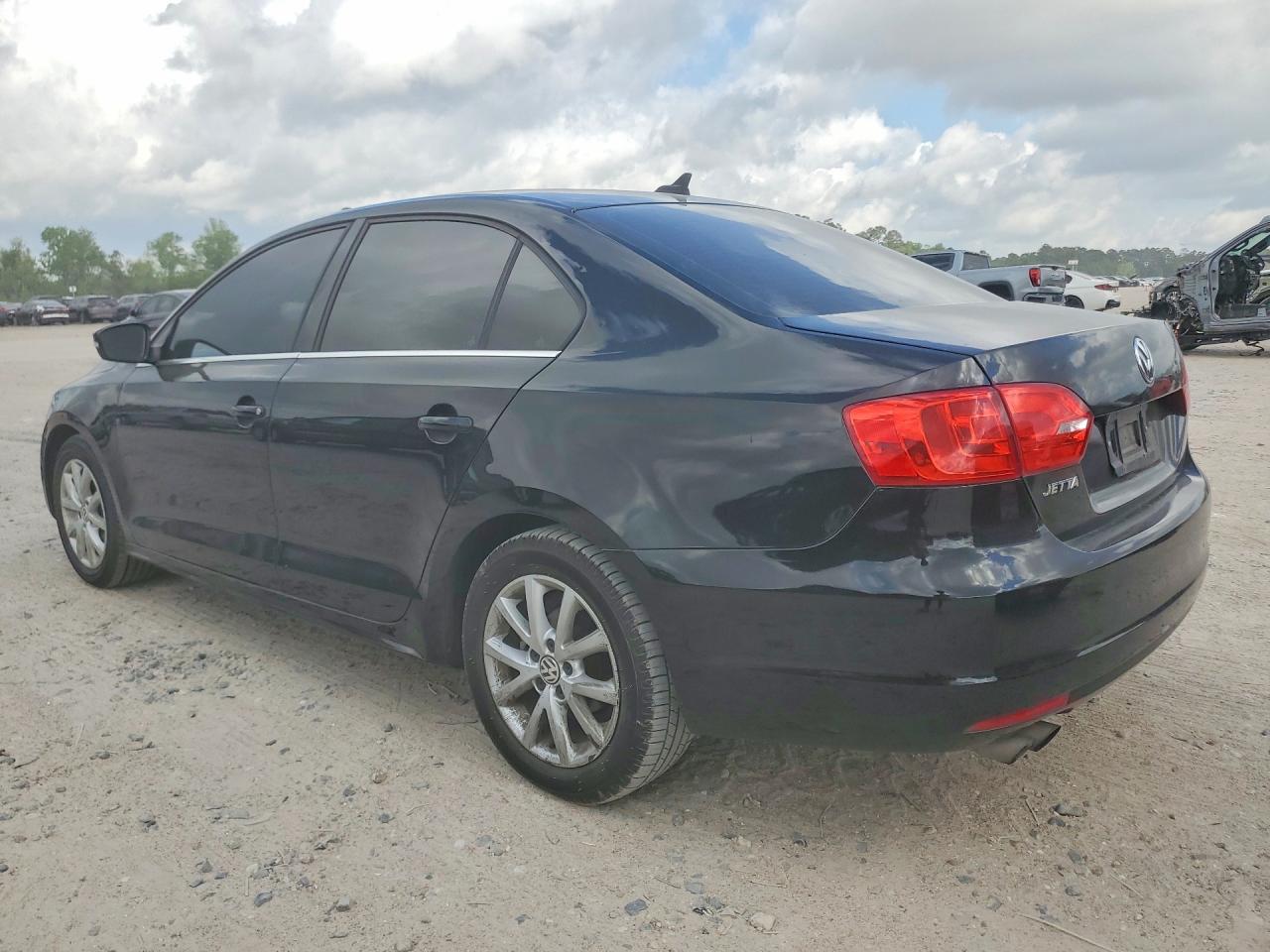 2014 Volkswagen Jetta Se - Фото 2