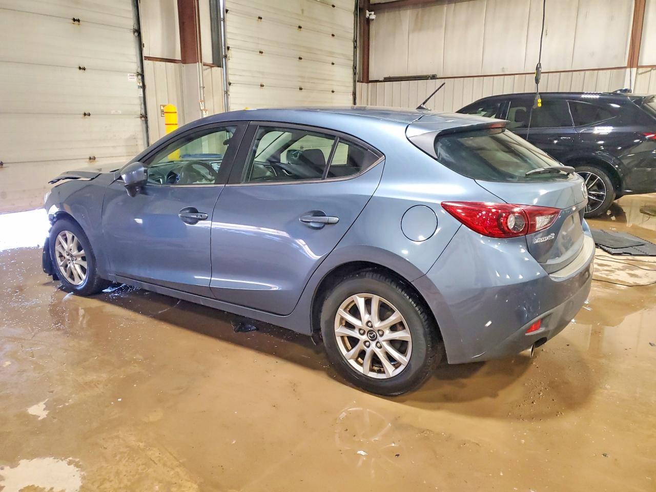 2015 Mazda 3 Touring - Image 2
