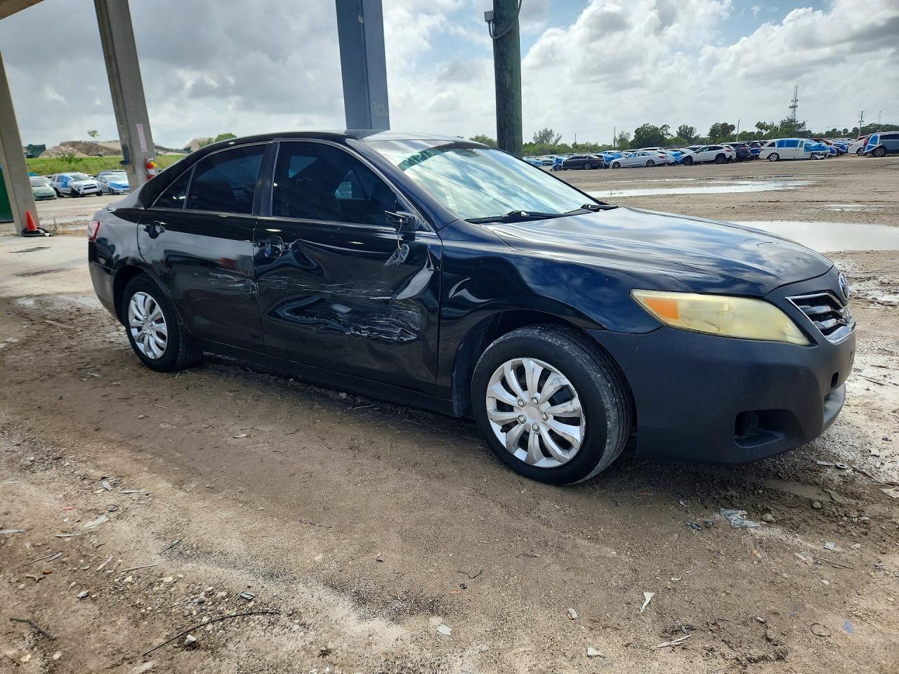 2011 Toyota Camry Base - Фото 4