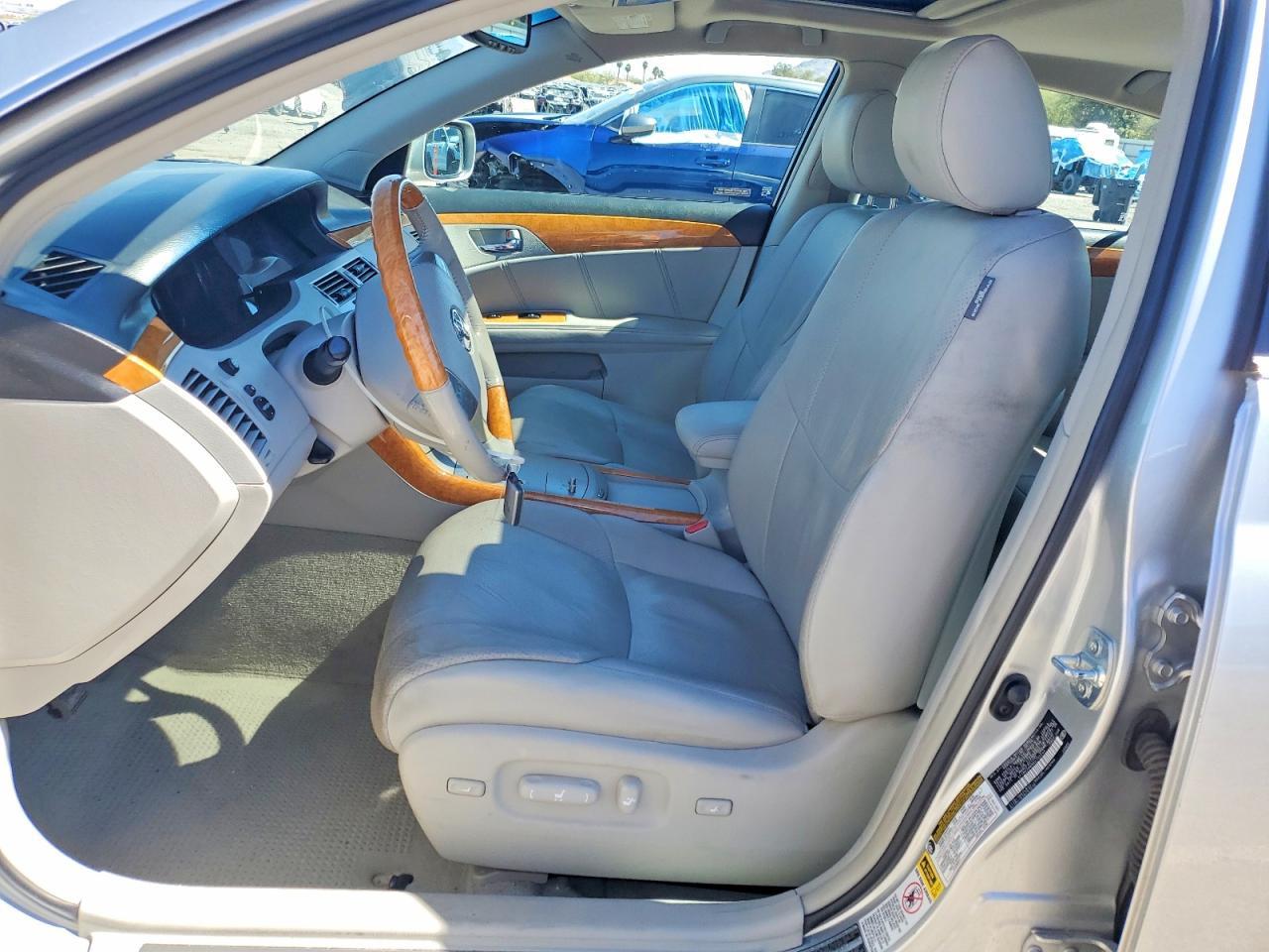 2006 Toyota Avalon Limited - Image 7