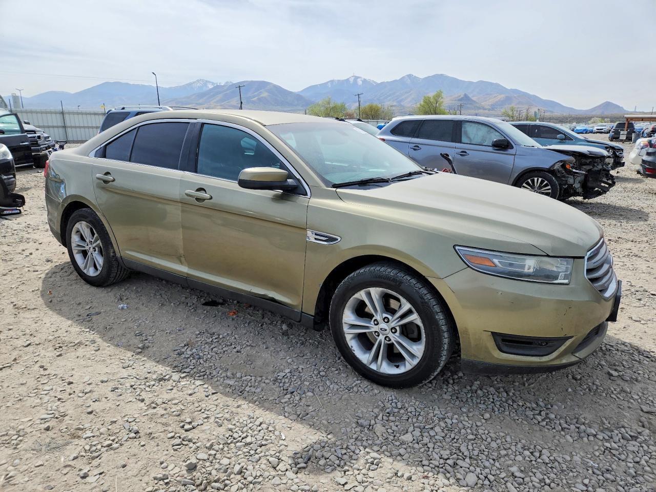 2013 Ford Taurus Sel - Image 4