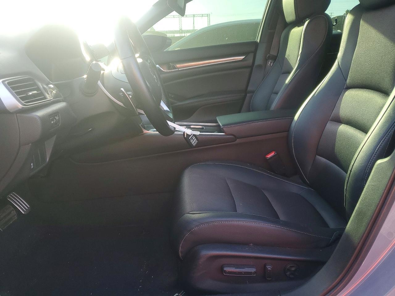 2022 Honda Accord Sport - Image 7