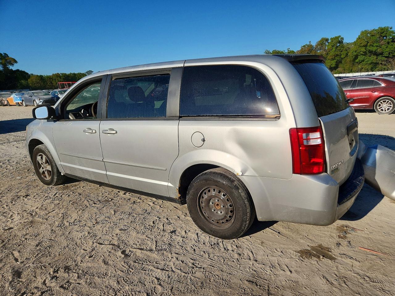 2010 Dodge Grand Caravan Se - Фото 2
