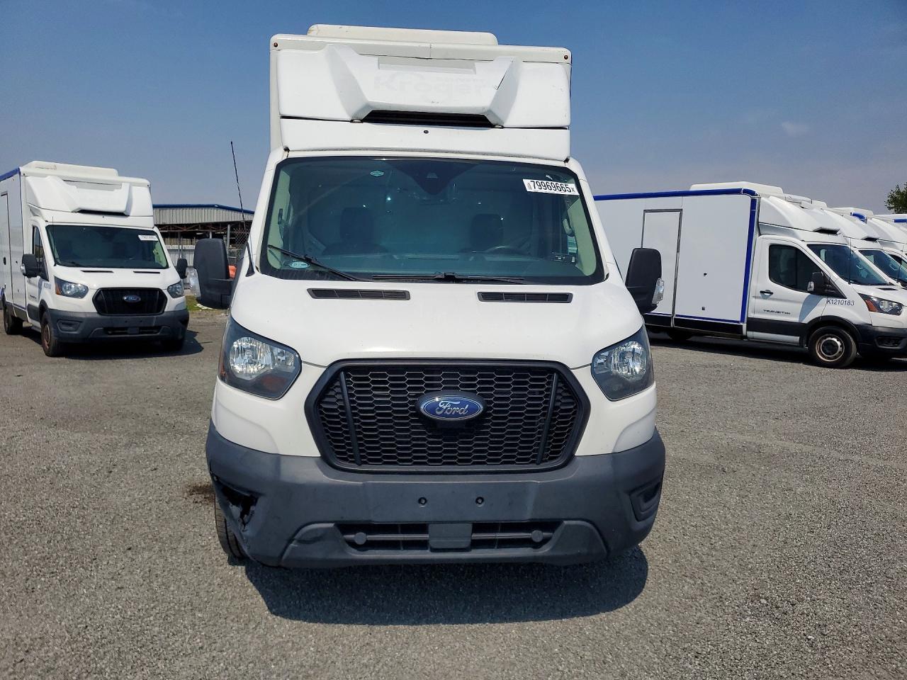 2020 Ford Transit Delivery Truck - Image 5