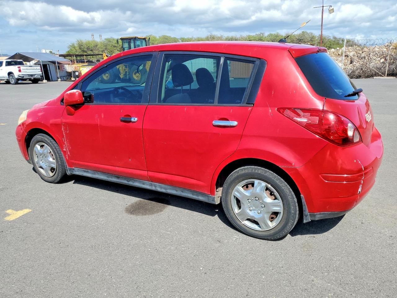 2008 Nissan Versa S - Image 2