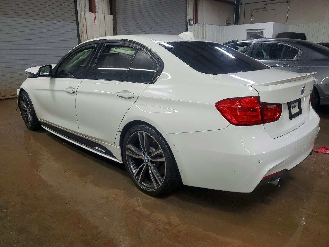 2015 BMW 335 I - Image 2