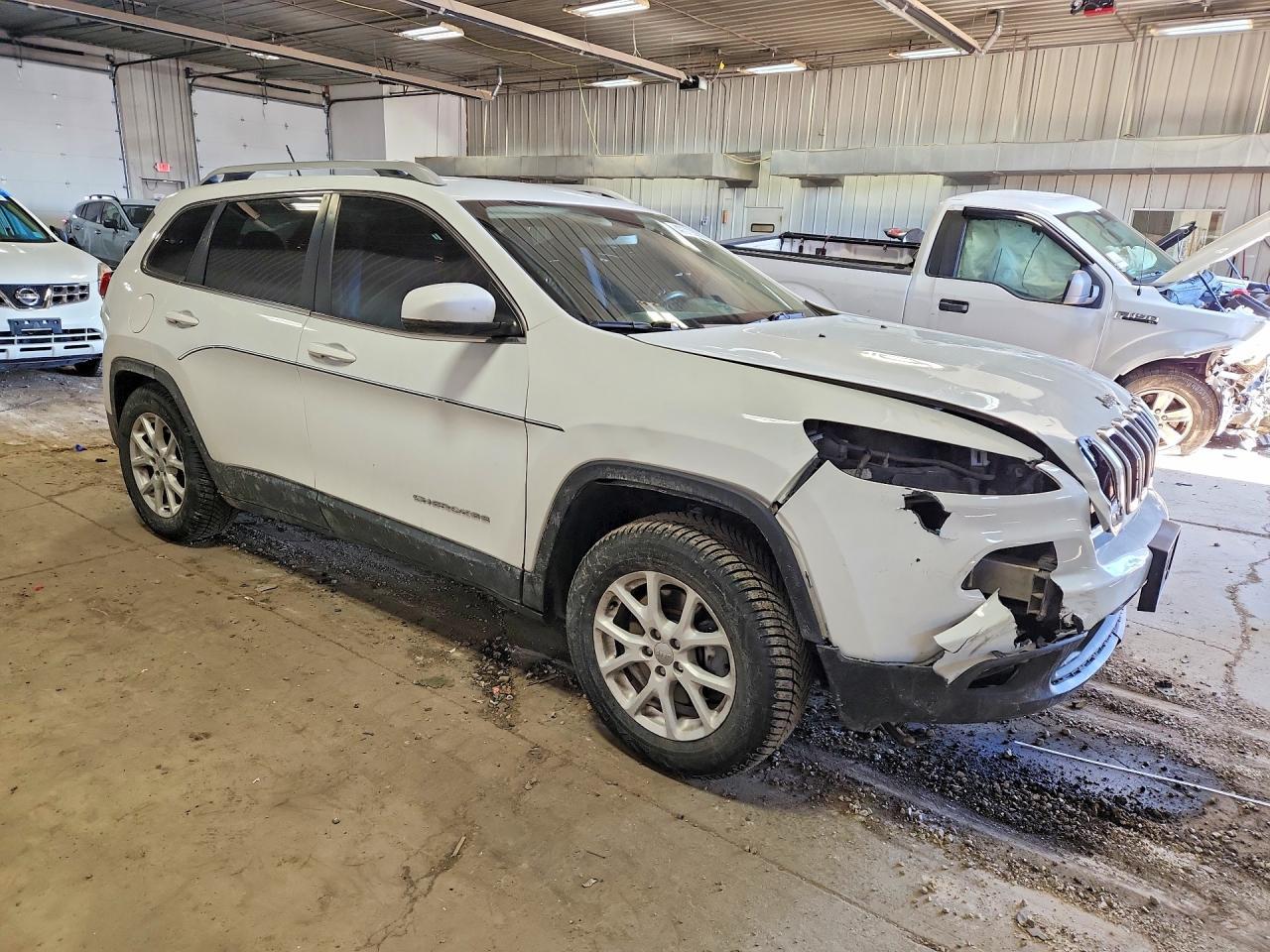 2015 Jeep Cherokee Latitude - Фото 4