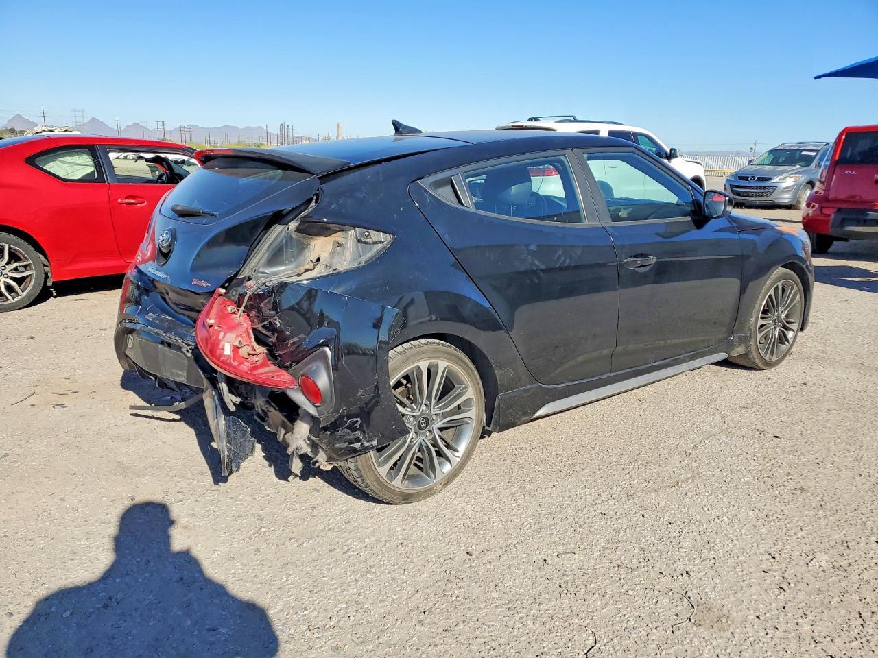 2016 Hyundai Veloster Turbo - Image 3