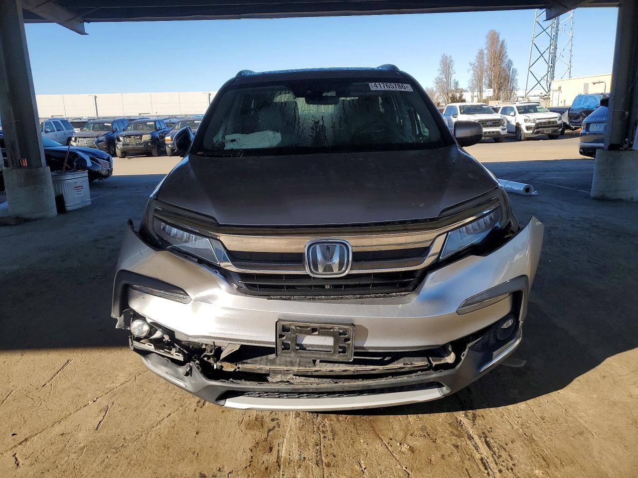 2019 Honda Pilot Touring - Image 5