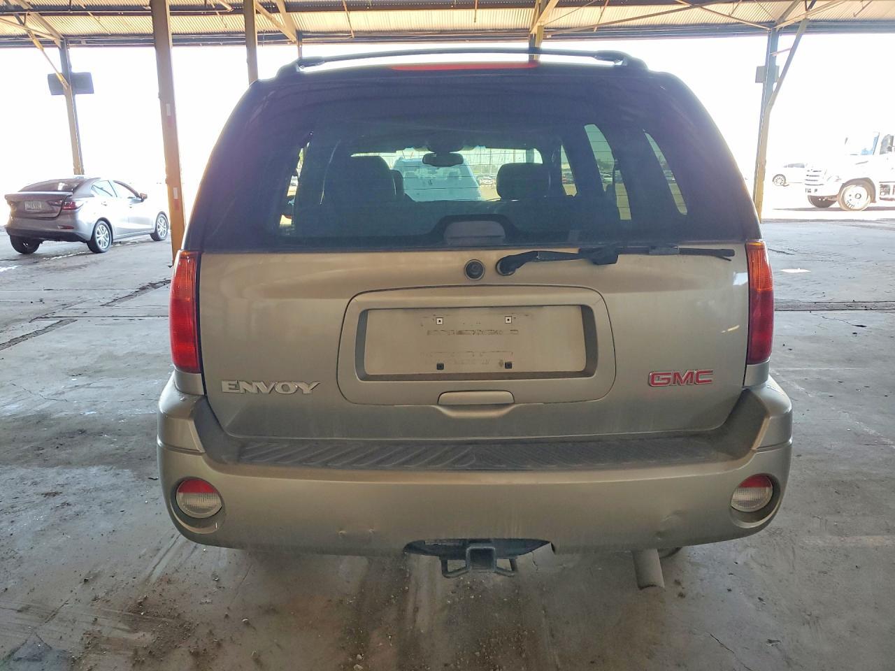 2003 GMC Envoy - Image 6