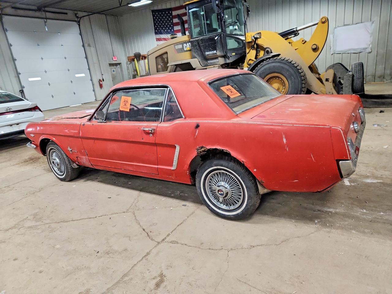 1965 Ford Mustang - Фото 2