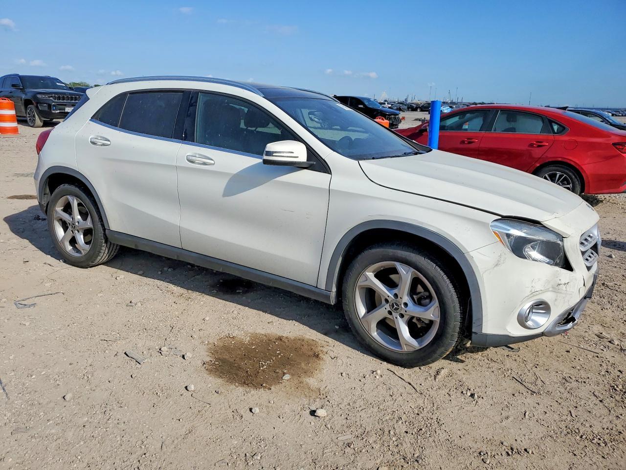 2018 Mercedes-Benz Gla 250 4Matic - Image 4
