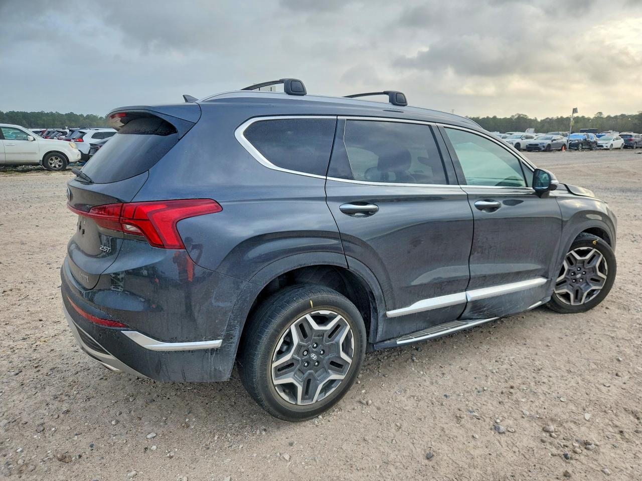 2022 Hyundai Santa Fe Limited - Фото 3
