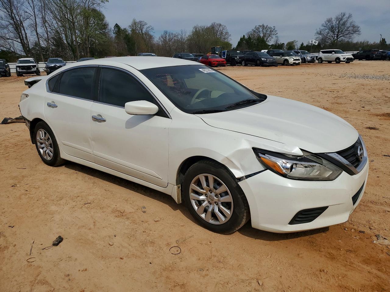2017 Nissan Altima 2.5 S - Фото 4