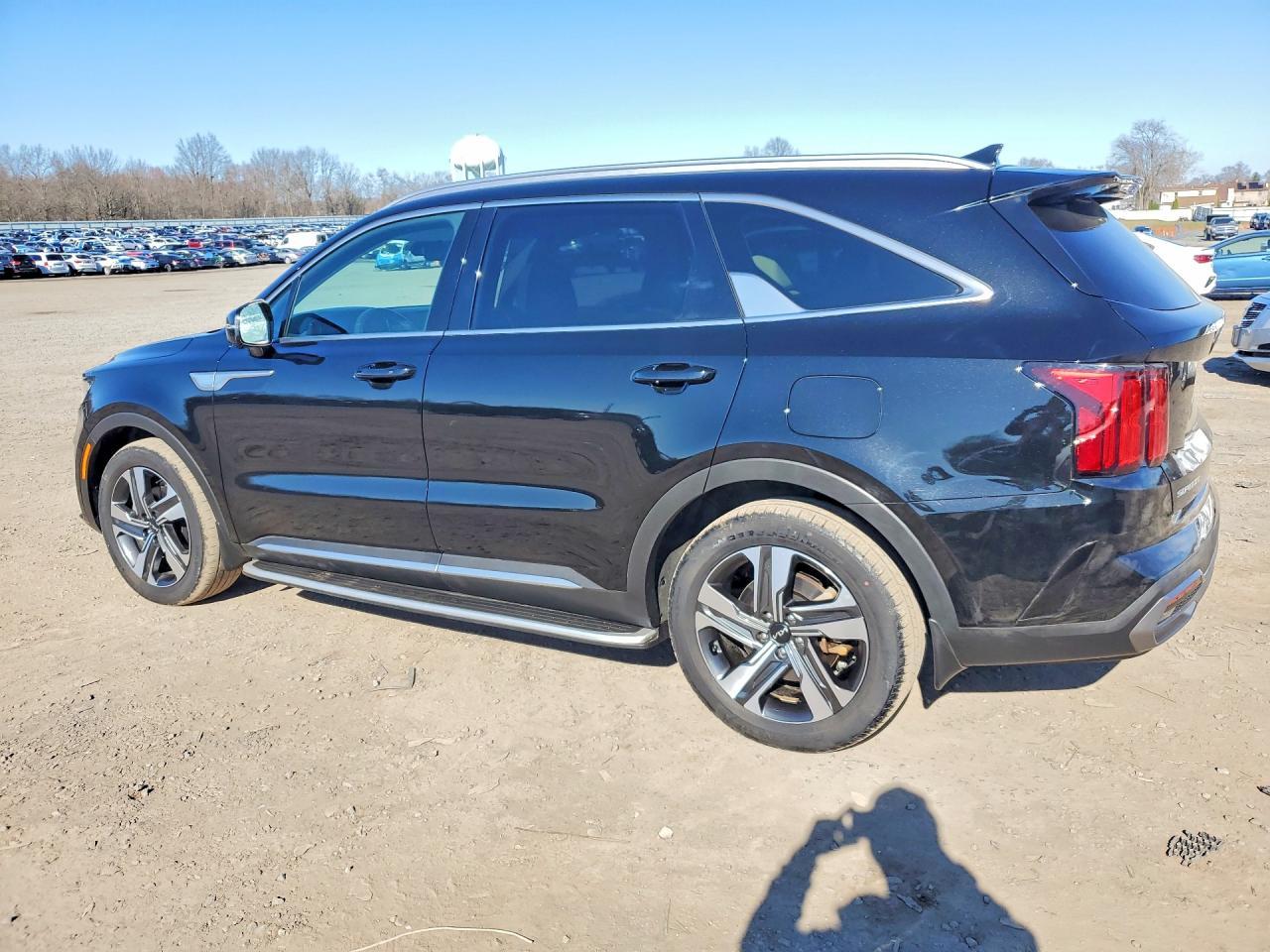 2023 Kia Sorento - Image 2