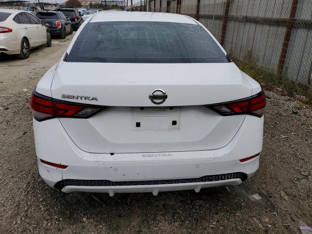 2022 Nissan Sentra S - Фото 6