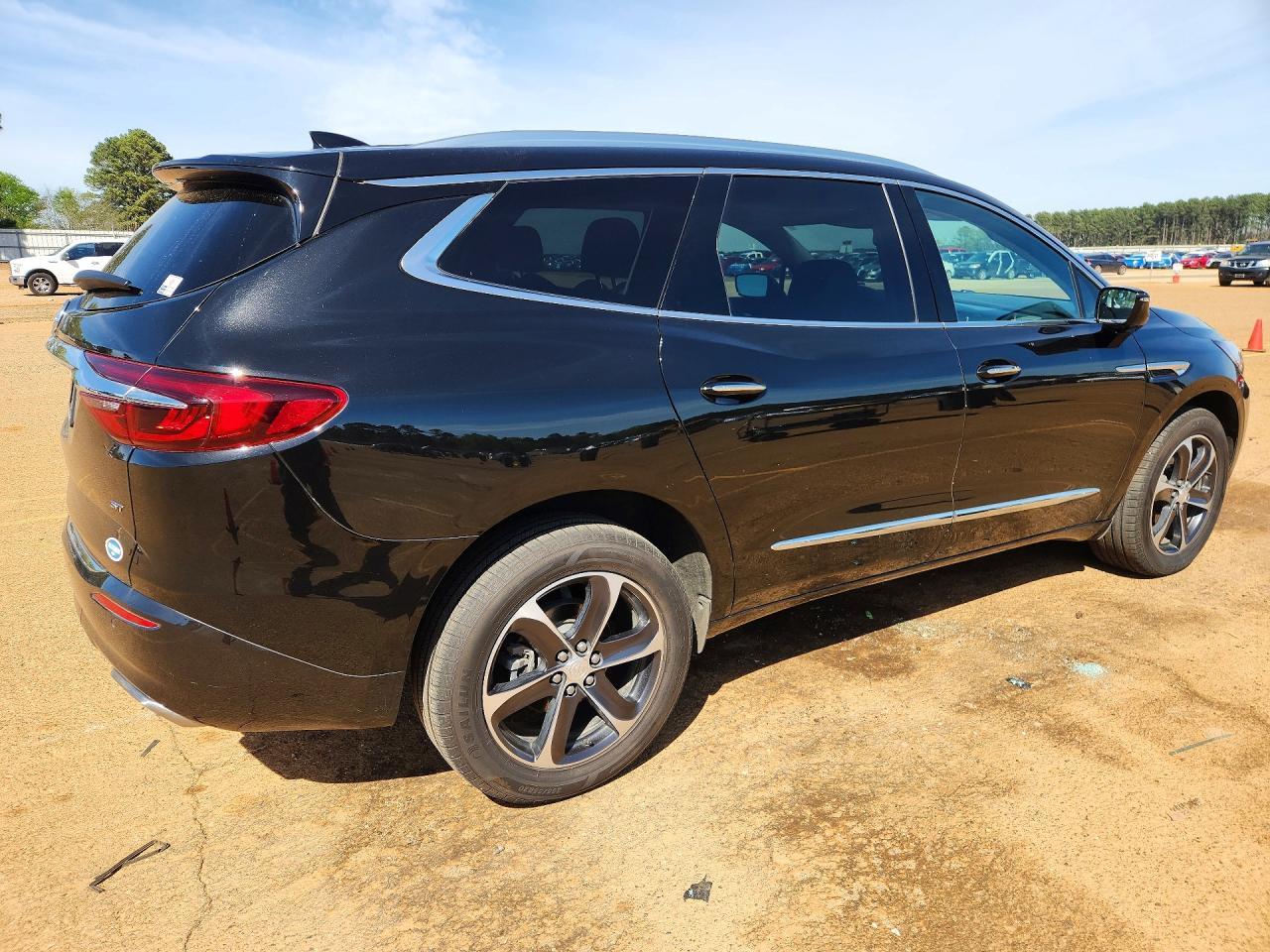 2021 Buick Enclave Essence - Фото 3